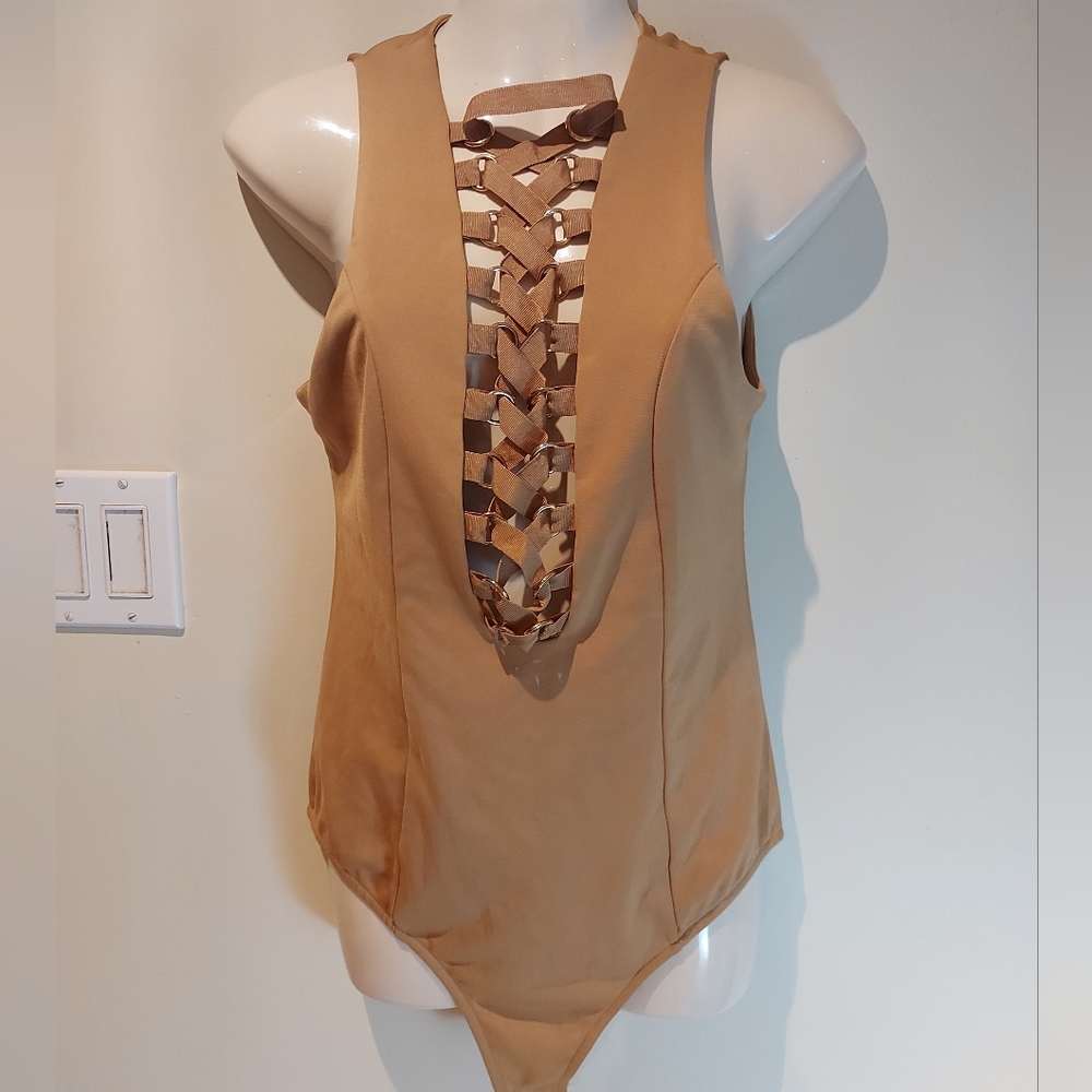 ❣️Ladies Sleeveless Lace-up bodysuit size M(#50)✅️